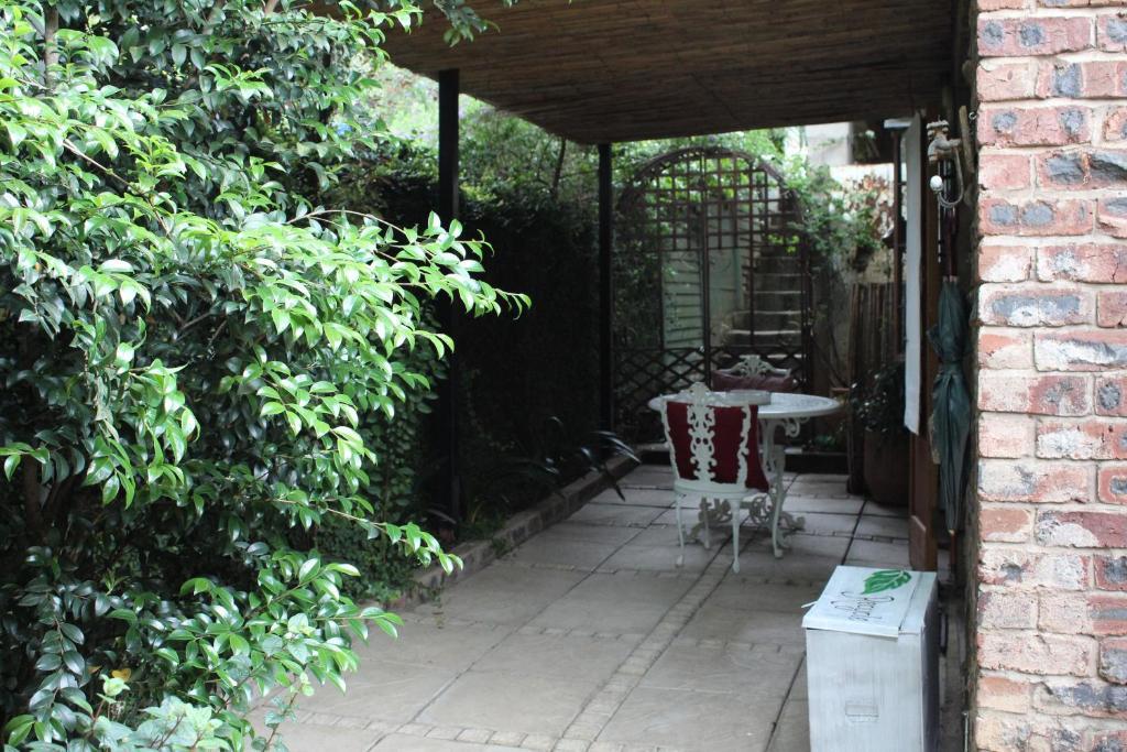 Babbling Brook Bed & Breakfast Pietermaritzburg Phòng bức ảnh