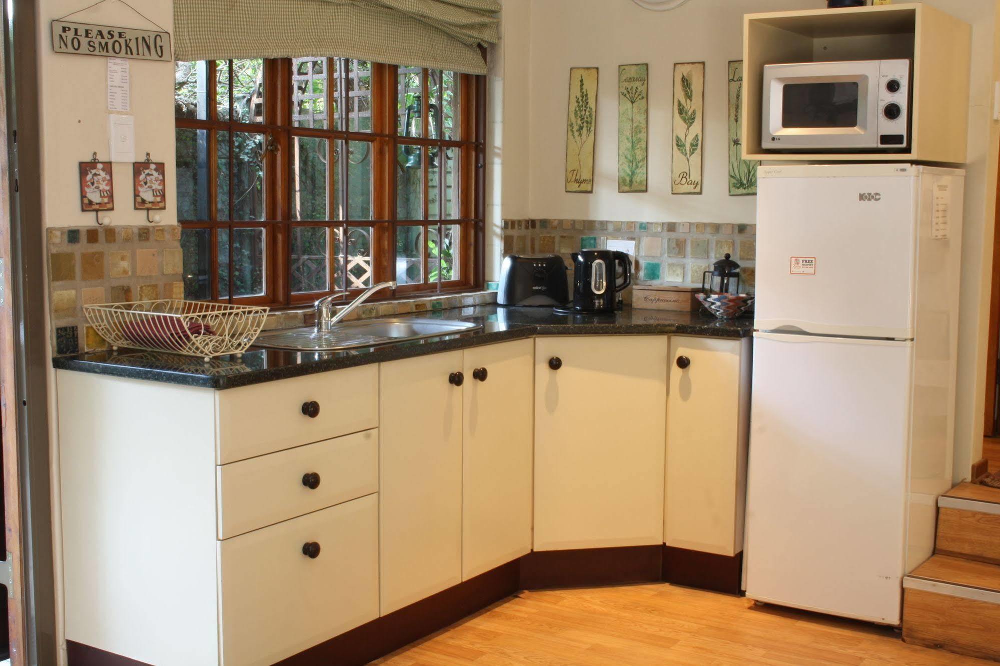 Babbling Brook Bed & Breakfast Pietermaritzburg Ngoại thất bức ảnh